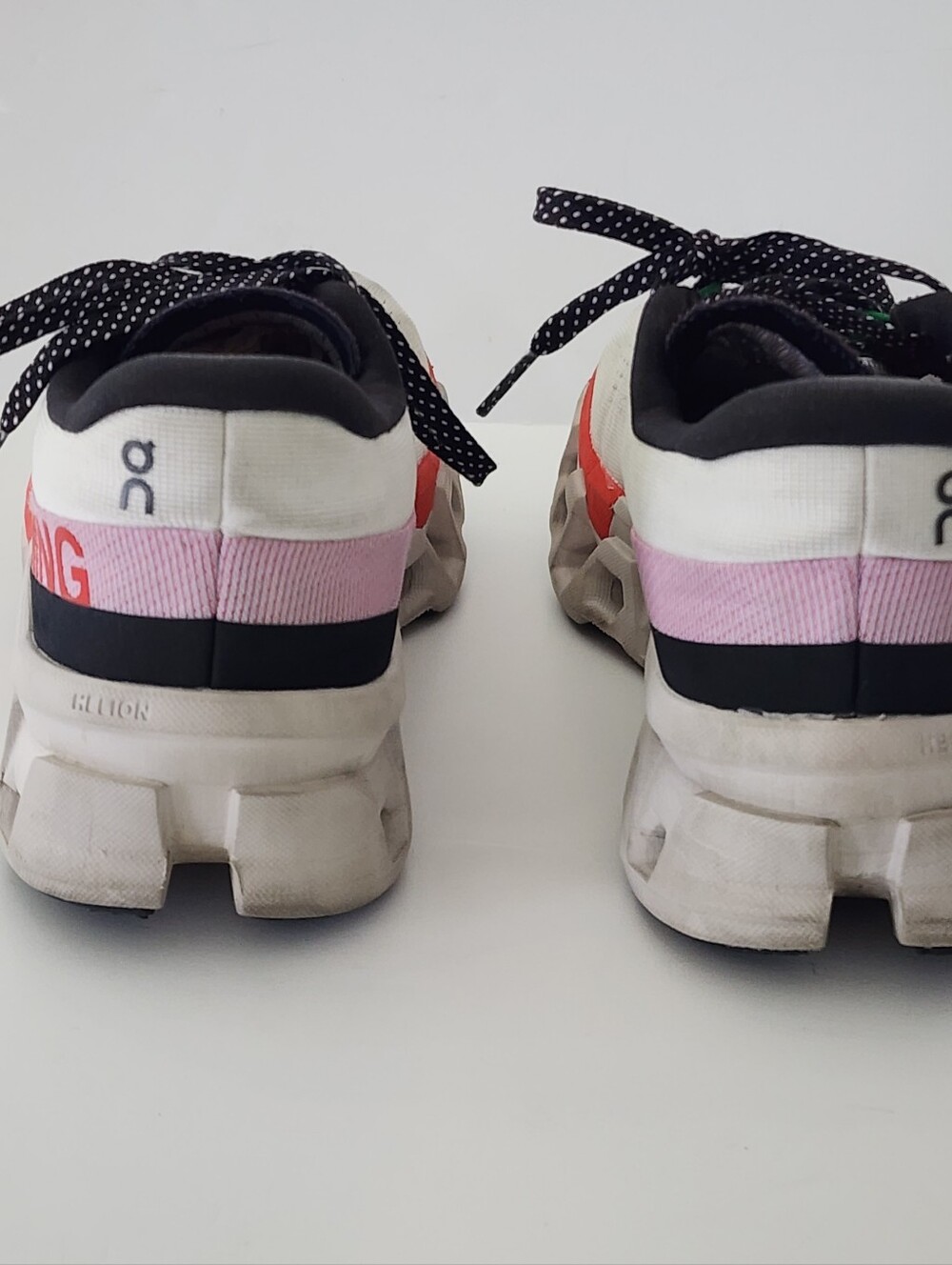 On Cloud Cloudmonster 2 Ivory Silver Red Running Shoes Women's Size 6.5 - Picture 4 of 14